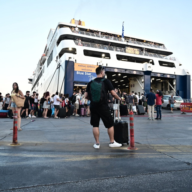 Καιρός: Με θυελλώδεις βοριάδες η έξοδος των εκδρομέων – Ξεκινά η πτώση της θερμοκρασίας
