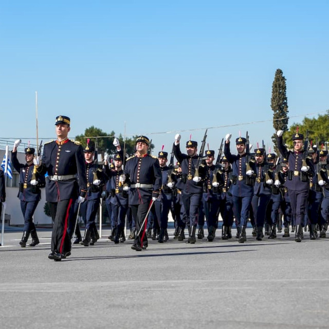 ΓΕΕΘΑ: Προκήρυξη ειδικών προγραμμάτων θητείας που συνδυάζονται με τη φοίτηση στα ΑΕΙ