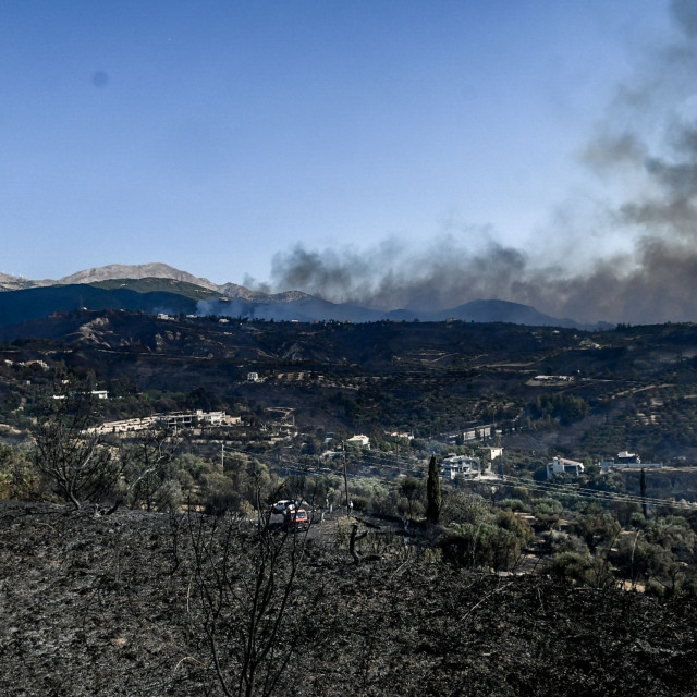 Αχαΐα: Έναν χρόνο μετά τη φωτιά, οι πυρόπληκτοι ακόμη περιμένουν τις αποζημιώσεις