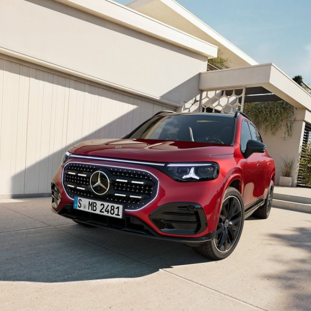 Mercedes: Η ολοκαίνουργια GLB με όφελος 2.000 ευρώ για περιορισμένο αριθμό αυτοκινήτων