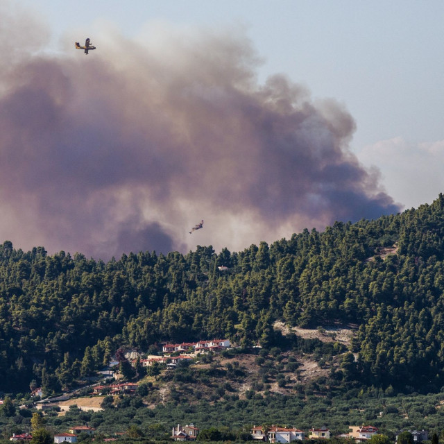 Φωτιά στη Σίβηρη: Δύο εργολάβοι του ΔΕΔΔΗΕ παρουσιάστηκαν αυτοβούλως στον Εισαγγελέα