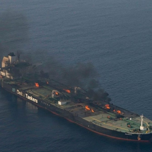 Νέα επίθεση κατά δεξαμενόπλοιου στα Στενά του Ορμούζ