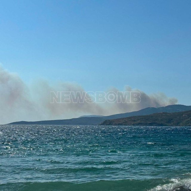 Φωτιά στη Σκύρο - Νέο μήνυμα από το 112