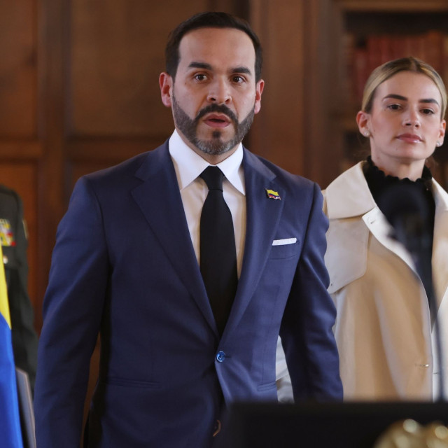 Κολομβία: Aναστολή των δασμών ζήτησε ο νέος πρόεδρος από τον Τραμπ μετά τον καταστροφικό σεισμό