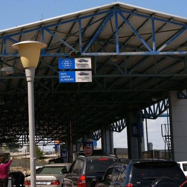 Τελεωνείο Κακαβιάς: Χειροπέδες σε καταζητούμενο για διακίνηση μεταναστών