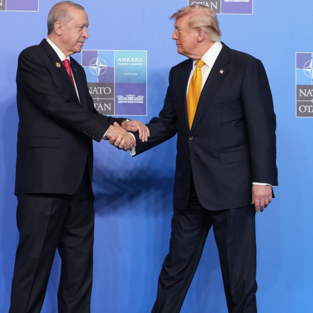 Ερντογάν σε Τραμπ: Να συνεχιστούν οι συνομιλίες με το Ιράν - Έτοιμη η Άγκυρα να στηρίξει