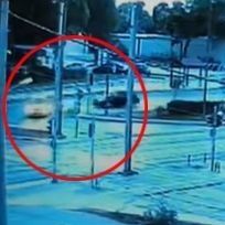 Τροχαίο στη Βούλα: Ελεύθερος μετά την απολογία του ο οδηγός ταξί - Του αφαιρέθηκε η άδεια οδήγησης