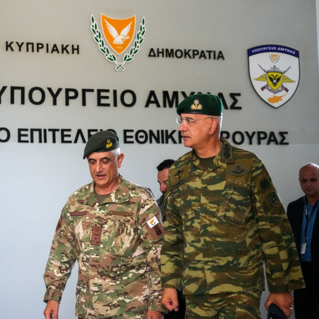 Στην Κύπρο ο Αρχηγός ΓΕΕΘΑ Δημήτριος Χούπης - Συναντήσεις με ΓΕΕΦ και ΕΛΔΥΚ