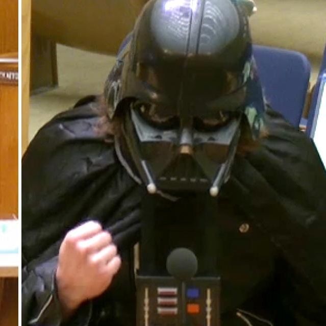 Σουρεάλ καταστάσεις: Ο Darth Vader σε δικαστήριο για να υπερασπιστεί τις κάμερες παρακολούθησης