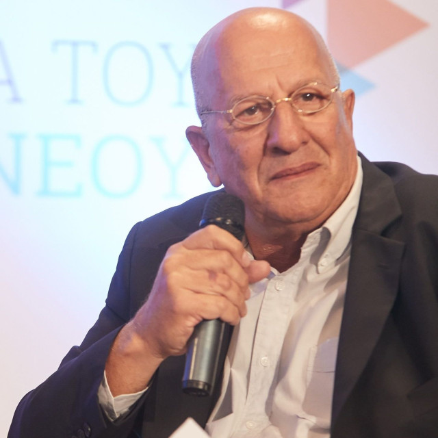 Σακκελαρόπουλος για Πανούτσο: Γράφονται ανοησίες, καλή δύναμη φίλε, πάλεψέ το
