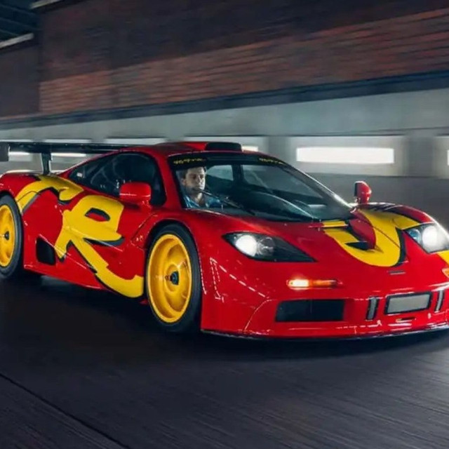 Πόσο πουλήθηκε η McLaren F1 GTR του Nick Mason, ντράμερ των Pink Floyd;