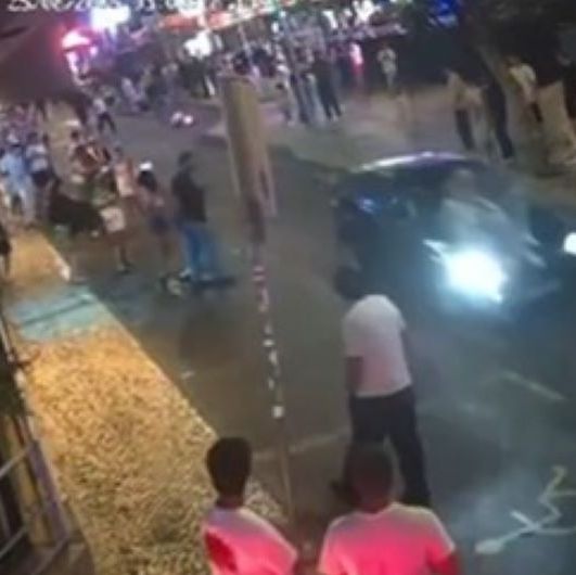 Πορτογαλία: Η στιγμή που μεθυσμένος οδηγός πέφτει πάνω σε πλήθος - 12 τραυματίες 