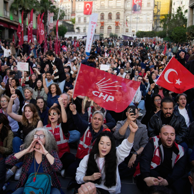Τουρκία: Ποινές φυλάκισης 5 έως 23 χρόνια σε πέντε πρώην δημάρχους του CHP - Ιδρύεται το Yeni Parti