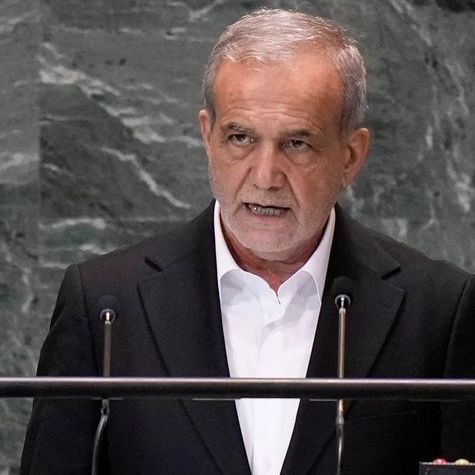 Πεζεσκιάν: Οι ΗΠΑ δεν θα καταφέρουν τίποτα με τις οικονομικές πιέσεις