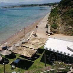 Η πυροσβεστική απεγκλώβισε 14χρονο που έπεσε από μεγάλο ύψος στην παραλία Νιφορεϊκα Αχαΐας