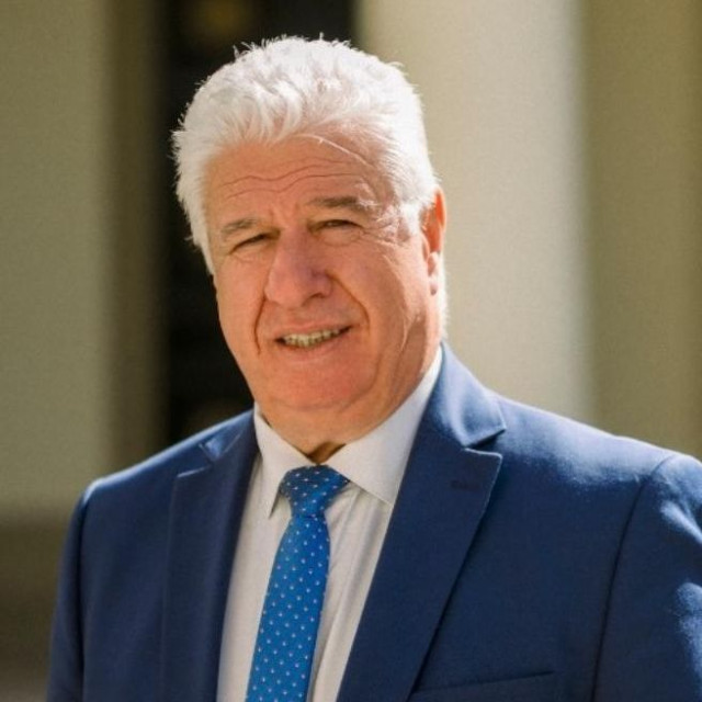 Τρεπεκλής: Ουδέποτε τέθηκε θέμα μετονομασίας των Ιονίων Νήσων σε «Νησιά του Οδυσσέα»