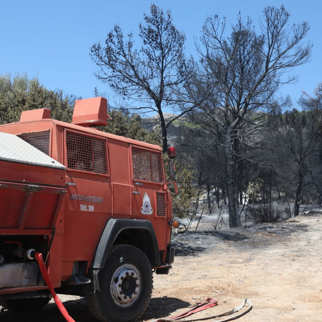 Χίος: Σύλληψη και πρόστιμο 7.500 ευρώ σε 68χρονο για τη φωτιά στο Βίκι