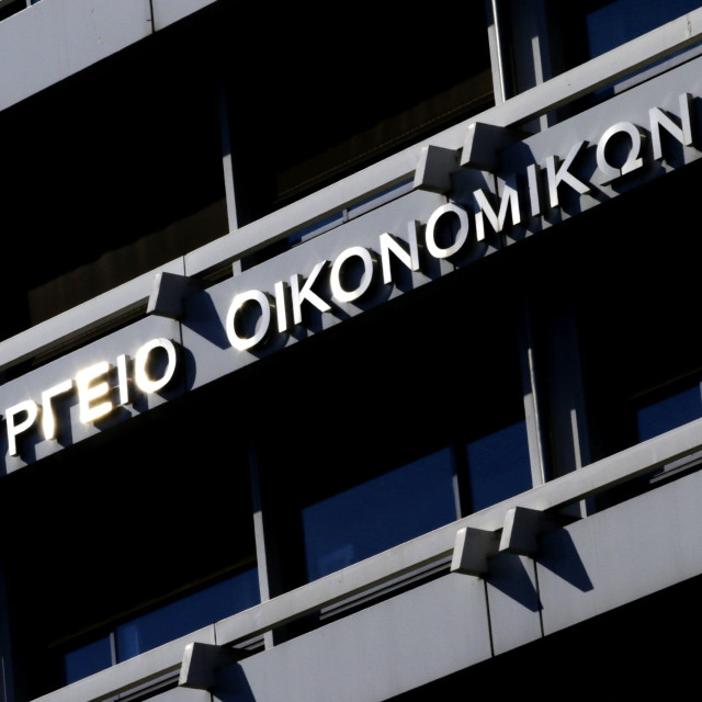 Απάντηση υπουργείου Οικονομικών στο ΠΑΣΟΚ για το ιδιωτικό χρέος: Ανακαλύπτει σήμερα όσα έγιναν χθες