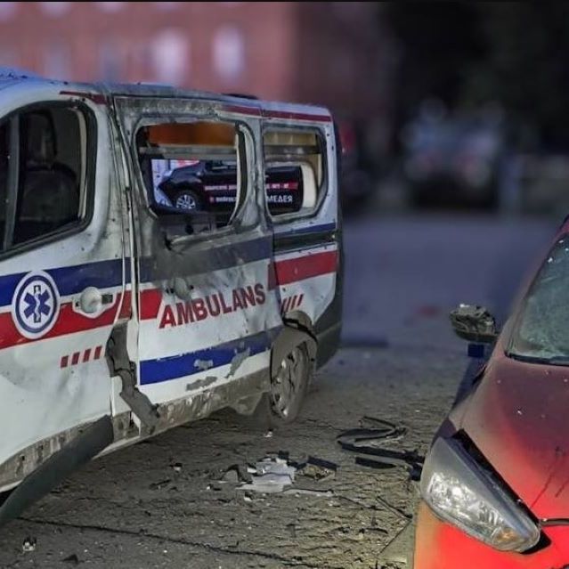 Ουκρανία: Τουλάχιστον 37 νεκροί και εκατοντάδες εκκενώσεις – Χτυπήθηκε αποθήκη πυρομαχικών