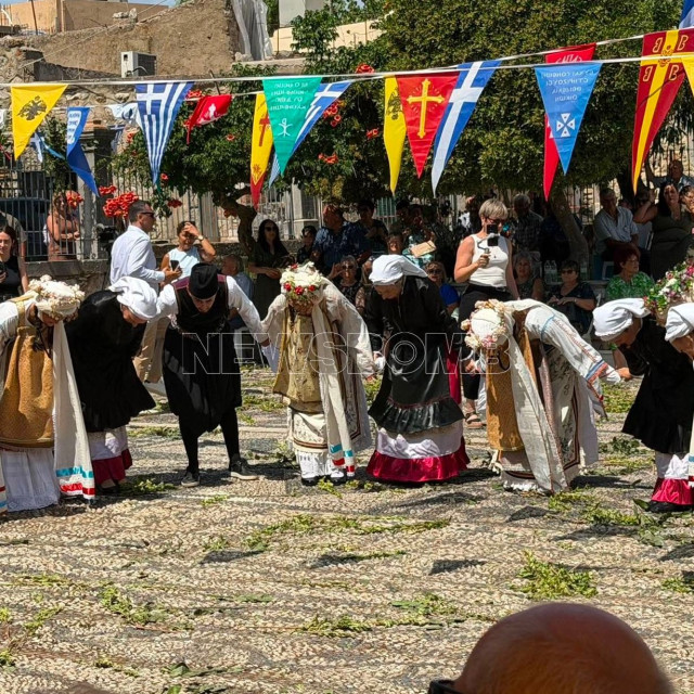 Ιστορική ημέρα για τη Χίο: Θυρανοίξια για τον Άγιο Γεώργιο Συκούσης από τον Πατριάρχη Αλεξάνδρειας