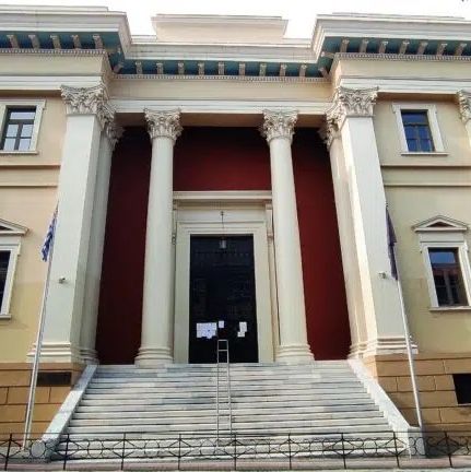 Πάτρα: Στον Ανακριτή ο 49χρονος καθηγητής - Βαριές κατηγορίες μετά την καταγγελία πρώην μαθήτριας