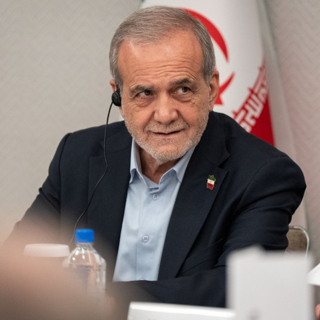 Πεζεσκιάν: «Το Ιράν δεν επιδιώκει πόλεμο, αλλά ποτέ δεν θα παραμείνει αδρανές»