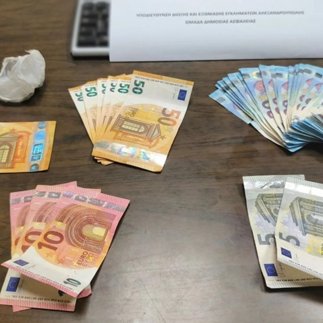 Αλεξανδρούπολη: Εντοπίστηκαν πλαστά χαρτονομίσματα– 5 συλλήψεις, ανάμεσά του ανήλικος