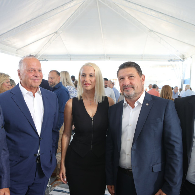 Live η εκδήλωση για την υπογραφή σύμβασης για το Μητροπολιτικό Πάρκο ΑΕΝΑΟΝ