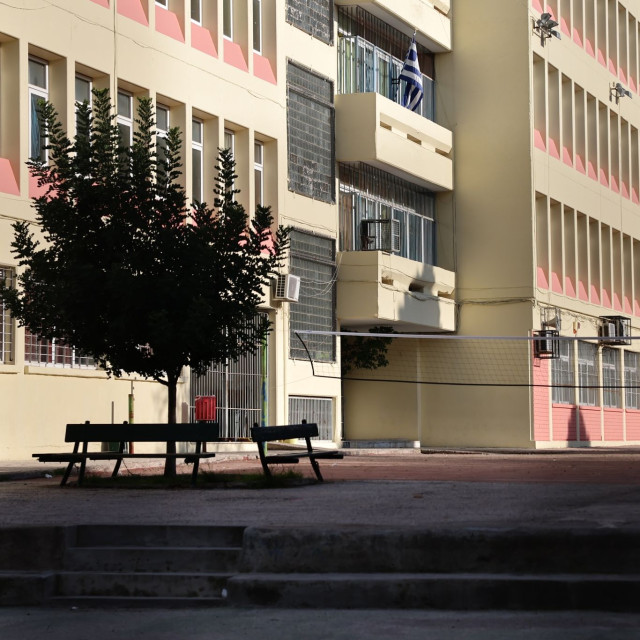 Εκπαιδευτικοί: Διαμαρτυρία με συνεχείς στάσεις εργασίας για τις υποχρεωτικές υπερωρίες