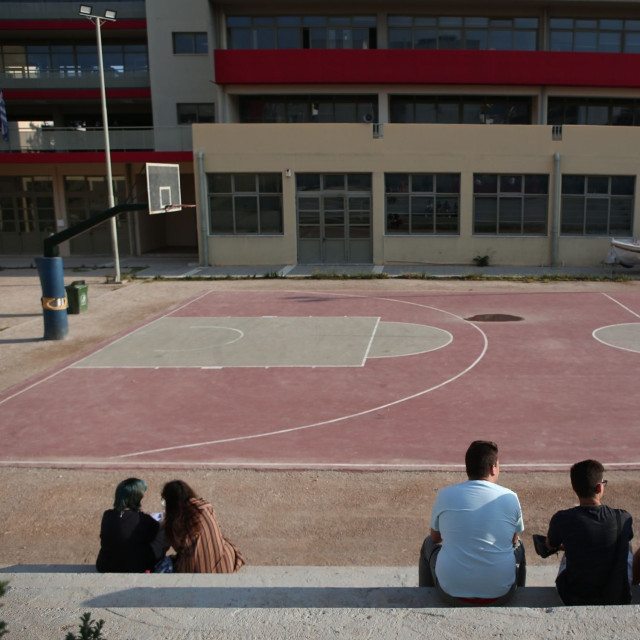 Συμπληρωματικές εξετάσεις για την κάλυψη κενών θέσεων στα Δημόσια Ωνάσεια Σχολεία
