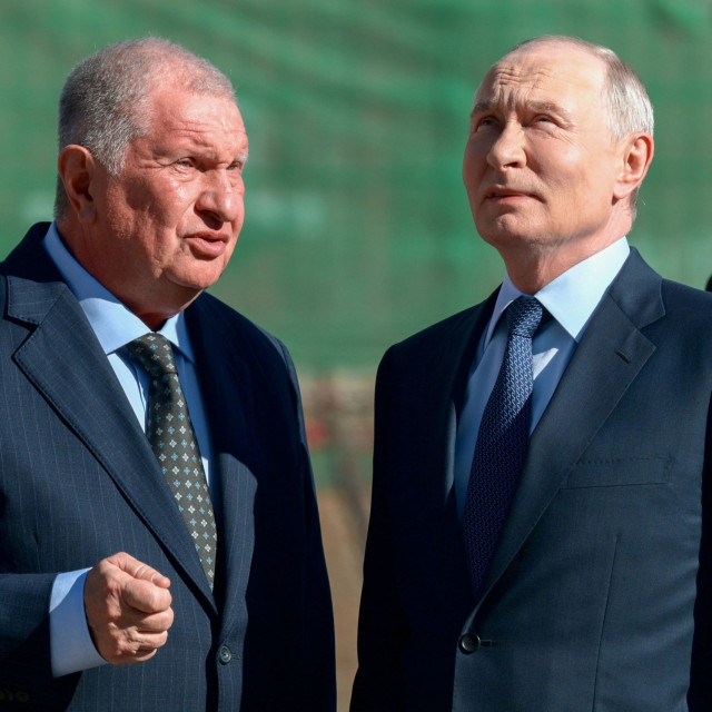 Rosneft: Η Κίνα κάνει κουμάντο τις παγκόσμιες αγορές ενέργειας