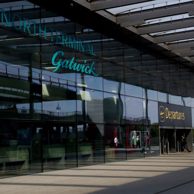 Συναγερμός στο αεροδρόμιο Gatwick: Καθηλώθηκαν οι πτήσεις στο αεροδρόμιο του Λονδίνου