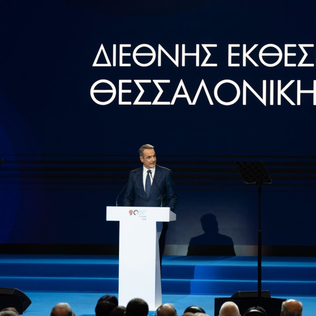 Μητσοτάκης: Καταργείται το τέλος επιτηδεύματος το 2027 για επιχειρήσεις εκτός Αττικής