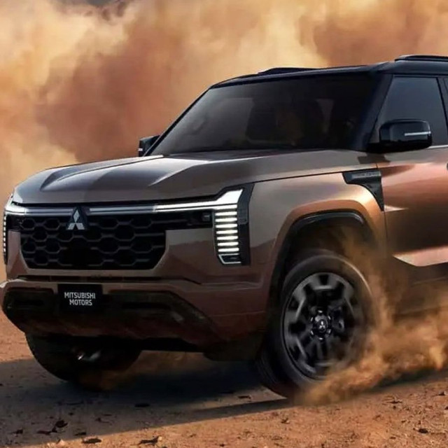 Το Mitsubishi Pajero επιστρέφει πιο σύγχρονο αλλά πάντα hard core