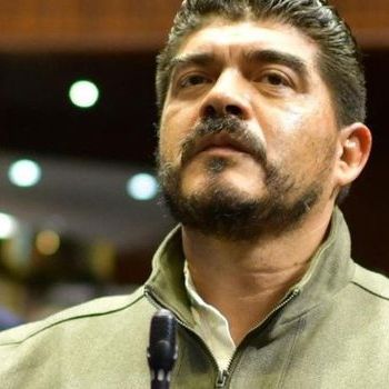 Μεξικό: Νεκρός από πυροβολισμό μέσα στο αυτοκίνητό του ο βουλευτής Ζενιαζέν Εσκομπάρ