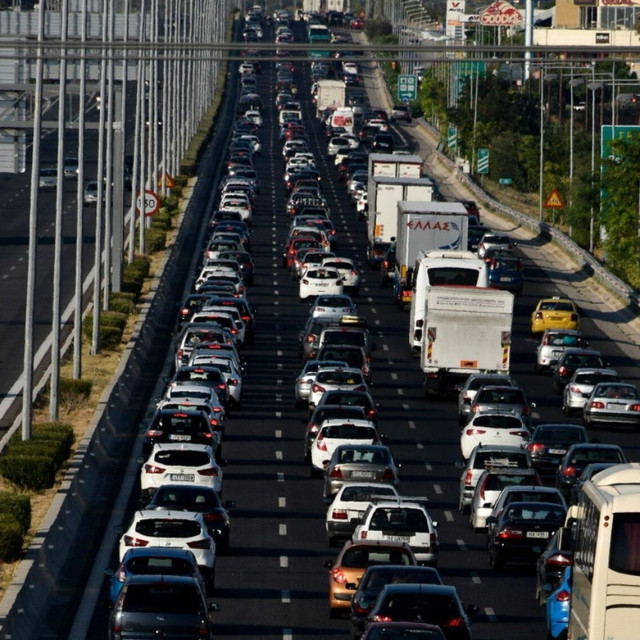 Μέγαρα: Τροχαίο στην Αθηνών - Κορίνθου, αυξημένη η κίνηση στο σημείο
