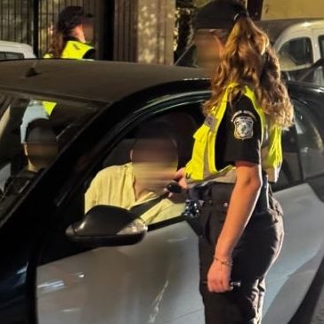 Μεθυσμένοι, χωρίς δίπλωμα και με το κινητό στο χέρι - 40 συλλήψεις σε «σαφάρι» ελέγχων της Τροχαίας