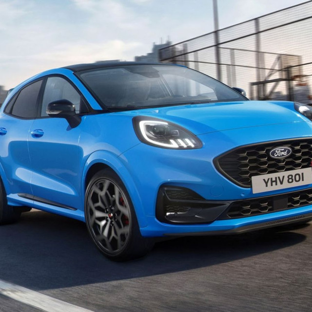 Ford Puma: Δύο νέες Black Edition με χαρακτήρα