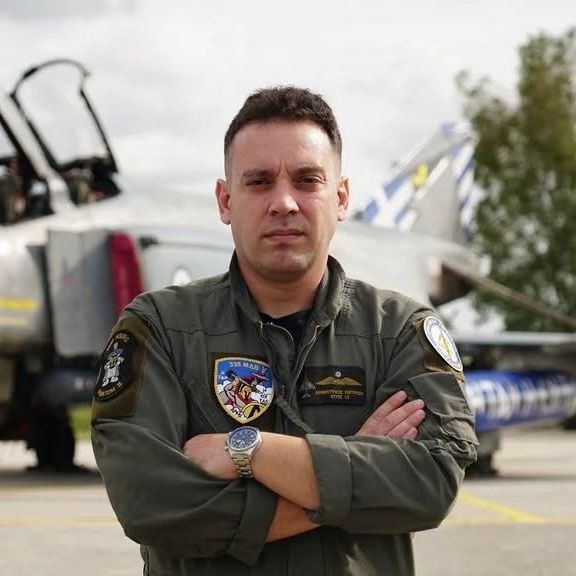 Τανάγρα: Δεν θα πραγματοποιηθεί αύριο η κηδεία του σμηναγού Δημήτρη Πέτρου στα Τζουμέρκα