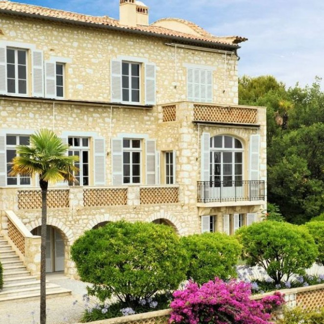 Γαλλία: Ληστεία στο Μουσείο Ρενουάρ - Οι κλέφτες έχασαν δύο απο τους τέσσερις πίνακες στον κήπο