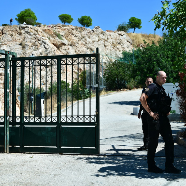 Κυψέλη: Δεύτερη σακούλα με οστά εντοπίστηκε στο γήπεδο της Αλεπότρυπας
