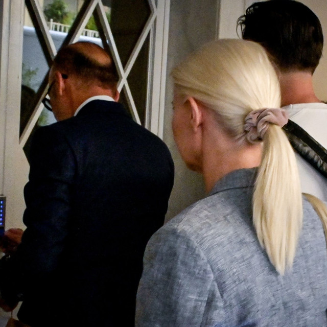 Αυτοψία Ιατρικού Συλλόγου στην «κλινική» Γάκα-Θεοδωρόπουλου: Αναστολή άδειας άσκησης επαγγέλματος και λειτουργίας του ιατρείου από τους ελεγκτές - Διαβάστε αναλυτικά