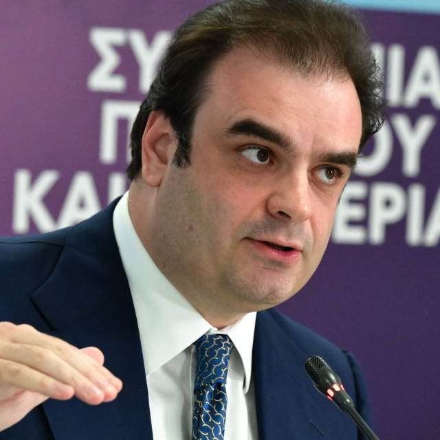Οι Financial Times τρολάρουν: Η Ελλάδα δίνει συμβουλές στη Γερμανία (κι οι Βρετανοί το απολαμβάνουν)