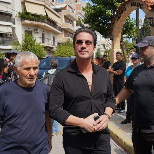 Οικονομόπουλος για Μαζωνάκη: «Με έπαιρνε ενάμιση μήνα διαρκώς τηλέφωνα - Νιώθω τύψεις»