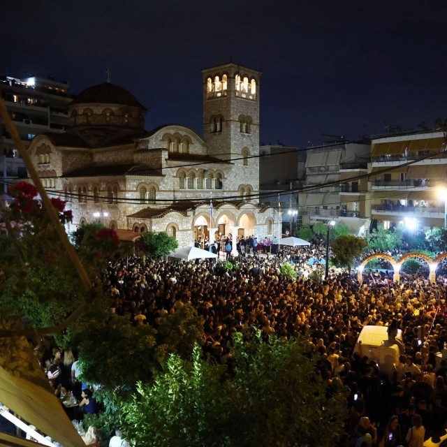 Η Νίκαια έμεινε ξάγρυπνη όλη τη νύχτα για τον Γιώργο Μαζωνάκη