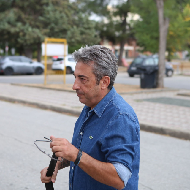 Δίκη Τέμπη: «Μας παρέδωσαν μία δικογραφία-τόμο χωρίς να γράφει τα αίτια που πέθανε η κόρη μου»