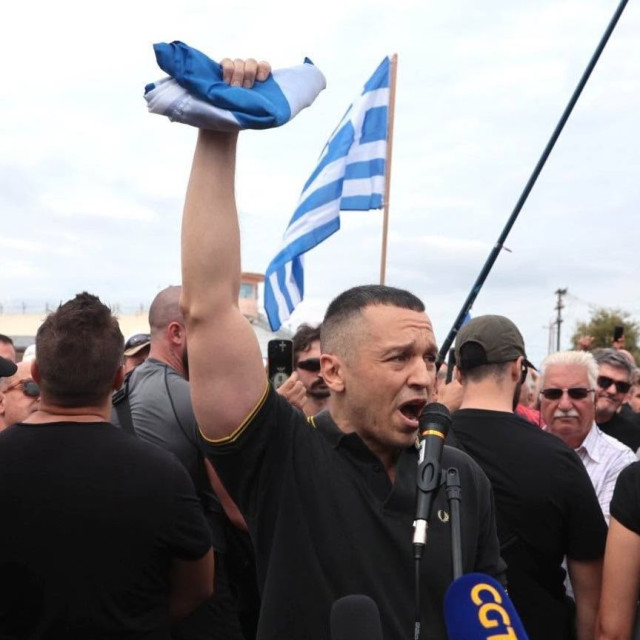 Οι αντιδράσεις της αντιπολίτευσης μετά την αποφυλάκιση Κασιδιάρη