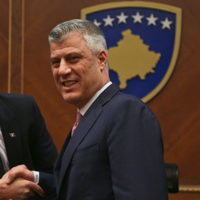Χασίμ Θάτσι: Καταδικάστηκε σε 25 χρόνια φυλάκισης για εγκλήματα πολέμου ο πρώην πρόεδρος του Κοσόβου