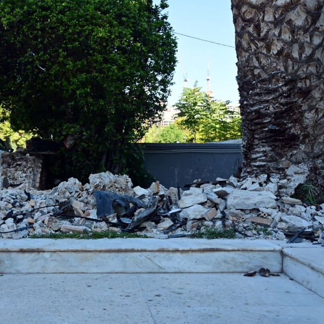 Πώς έγινε η τραγωδία στην Ποσειδώνος με τους τρεις νεκρούς - «Αποκολλήθηκε η μηχανή και φλεγόταν - Ήταν εκκωφαντικό το "μπαμ"»