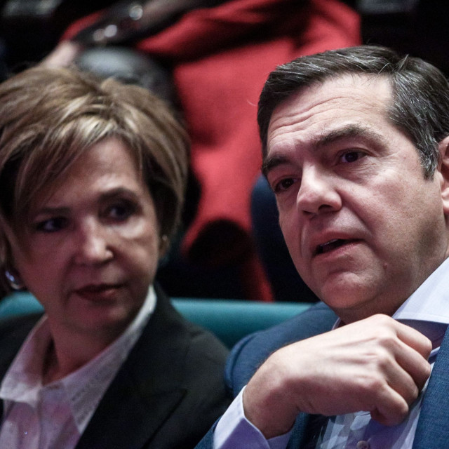 Ανοίγει «πόλεμο» με τον Τσίπρα η Κουμουνδούρου